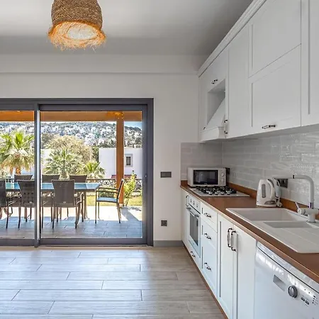 فيلة Superb 3br W Pool Gumusluk