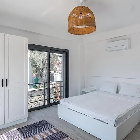 Superb 3br W Pool Gumusluk فيلة *