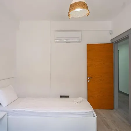 Superb 3br W Pool Gumusluk 博德鲁姆