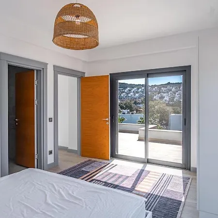 Superb 3br W Pool Gumusluk 博德鲁姆